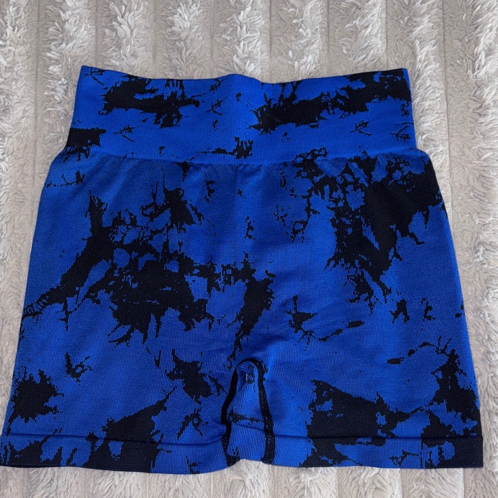 SHEIN Women's Blue & Black Tie-Dye Active Shorts Size M 💙🖤